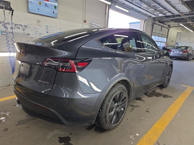 Used 2020 Tesla Model Y Long Range AWD/4WD image 10