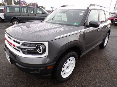 Used 2024 Ford Bronco Sport Heritage w/ Heritage Convenience Package image 1