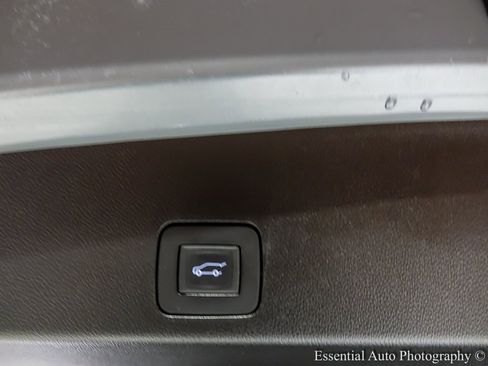 Used 2023 Buick Encore GX Select w/ Sport Touring Package image 28