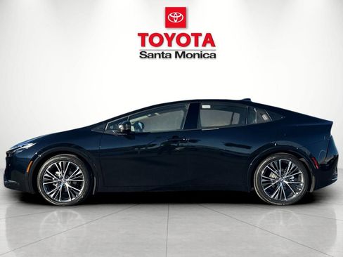 New 2026 Toyota Prius Limited FWD image 8