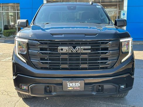 Used 2023 GMC Sierra 1500 Elevation image 2