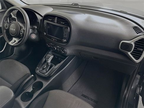 Used 2022 Kia Soul LX w/ Technology Package image 26