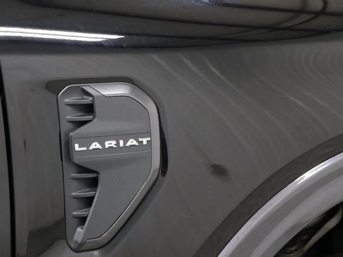 Used 2024 Ford Ranger Lariat w/ FX4 Off-Road Package image 32