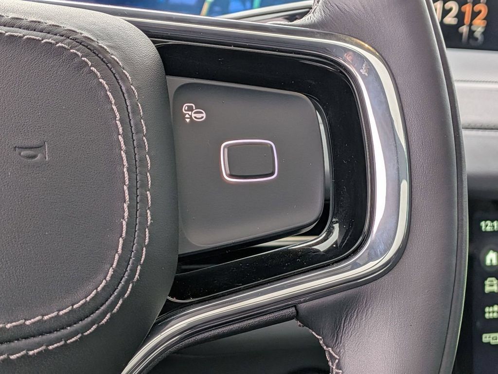 New 2025 Lincoln Navigator Reserve w/ Jet Appearance Package AWD/4WD image 20