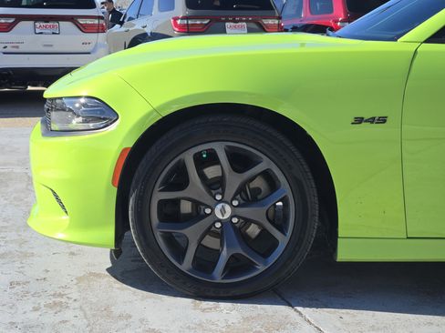 Used 2023 Dodge Charger R/T w/ Blacktop Package image 9