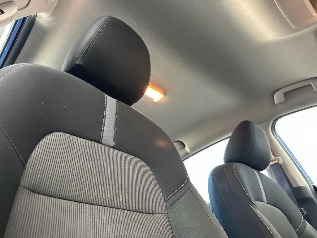 Used 2025 Nissan Sentra SV FWD image 15