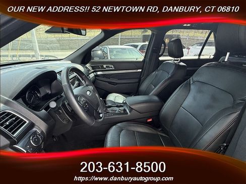 Used 2018 Ford Explorer Sport w/ Equipment Group 401A AWD/4WD image 9