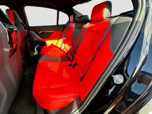 New 2026 BMW M5 w/ Carbon Package image 18