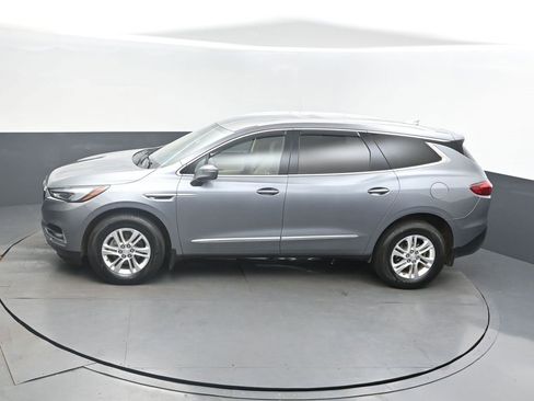 Used 2018 Buick Enclave Essence image 33