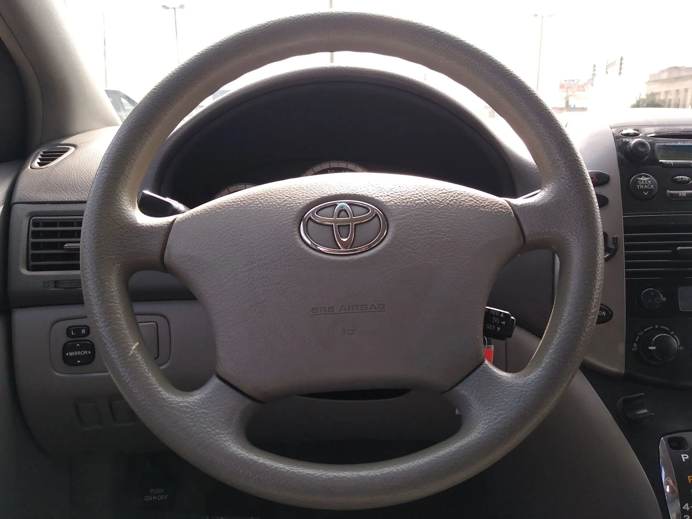 Used 2007 Toyota Sienna CE FWD image 17