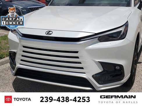 Used 2025 Lexus TX 500h AWD w/ Technology Package image 15