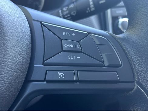 Certified 2023 Nissan Kicks SV FWD image 24