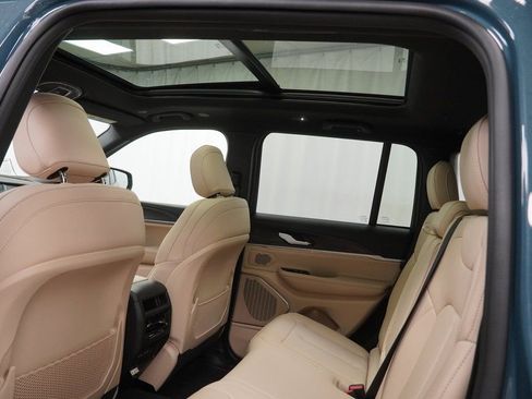 New 2026 Jeep Grand Cherokee Limited image 18