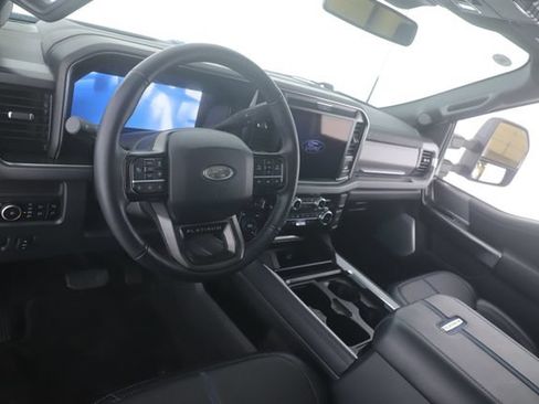 Used 2026 Ford F250 Platinum AWD/4WD image 18