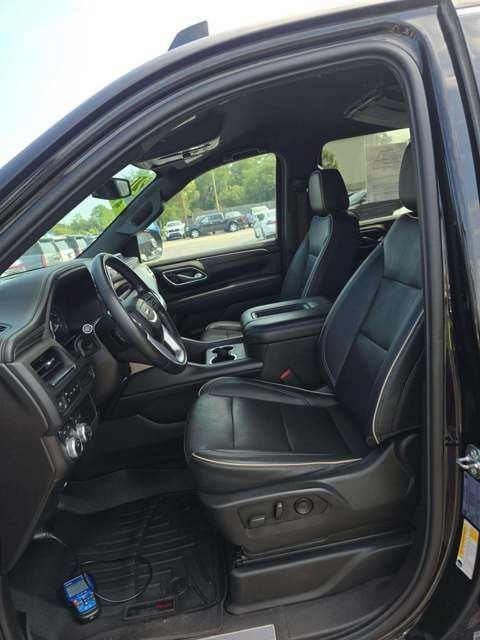 Used 2021 GMC Yukon XL SLT AWD/4WD image 13