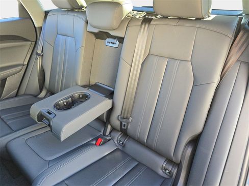 New 2025 Audi Q5 Premium Plus image 14