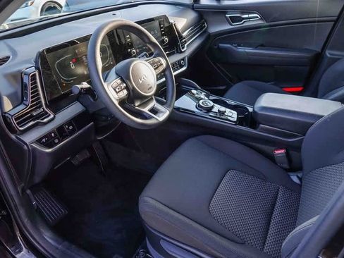 Certified 2024 Kia Sportage LX image 16