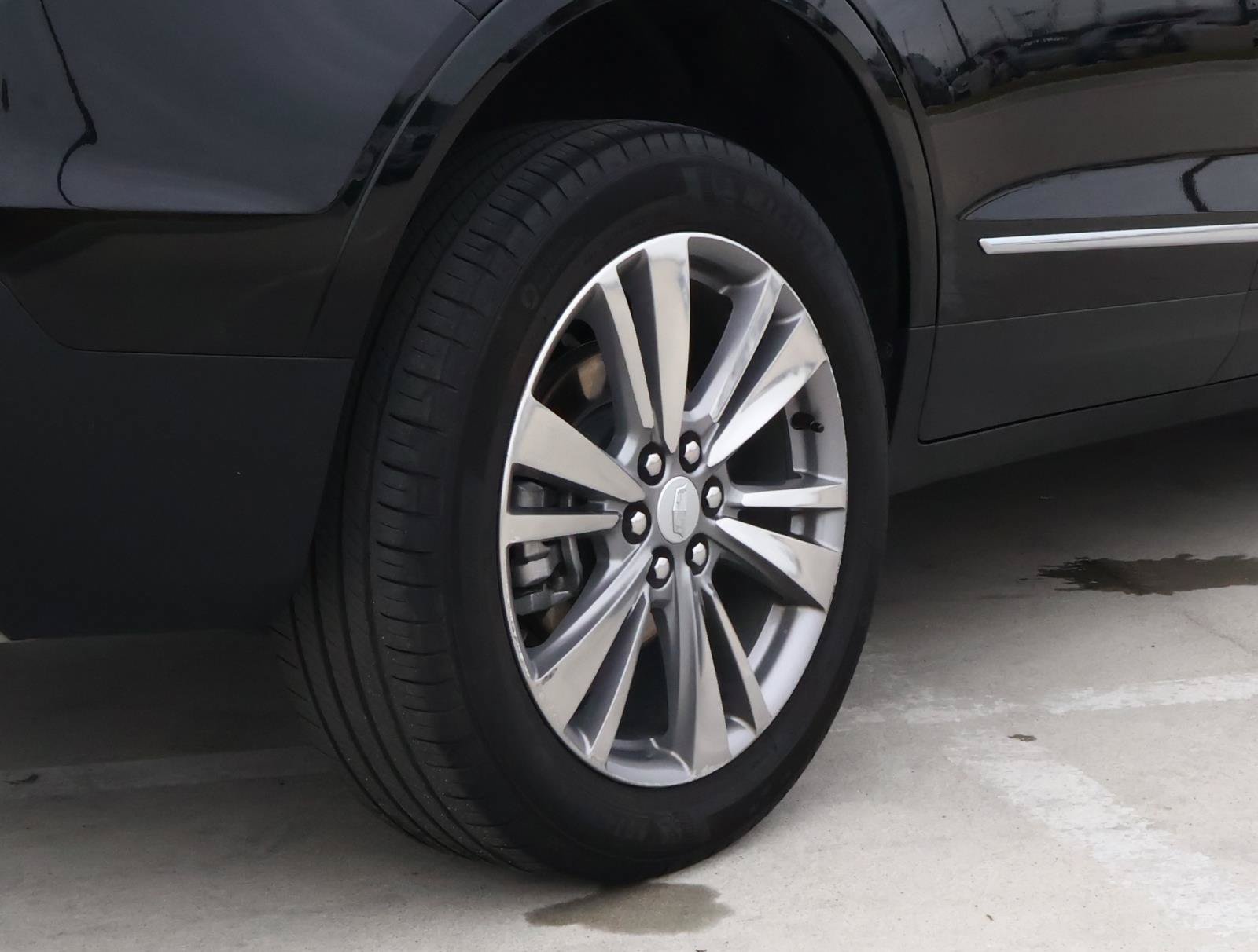 Certified 2024 Cadillac XT5 Premium Luxury AWD/4WD image 12