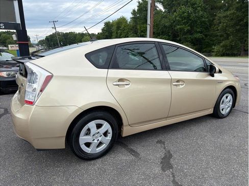 Used 2011 Toyota Prius Four w/ Solar Roof Pkg FWD image 6
