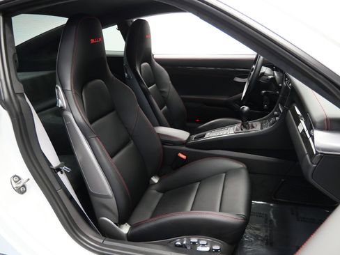 Used 2016 Porsche 911 R RWD image 27