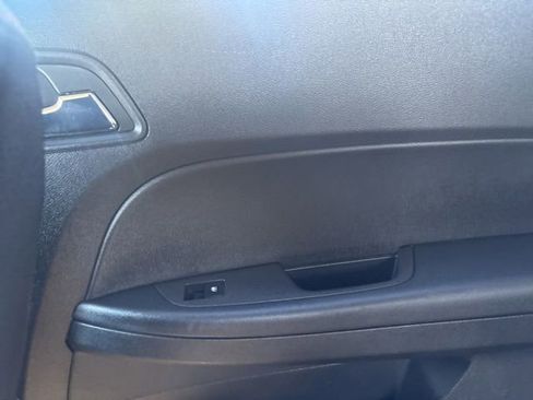 Used 2014 Chevrolet Equinox LT w/ Driver Convenience Package FWD image 18