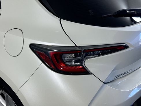 Used 2020 Toyota Corolla SE w/ Carpet Mat Package image 36