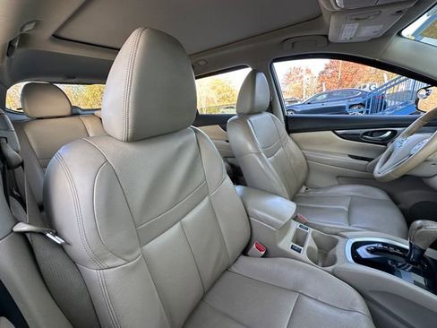 Used 2015 Nissan Rogue SL w/ SL Premium Package image 35