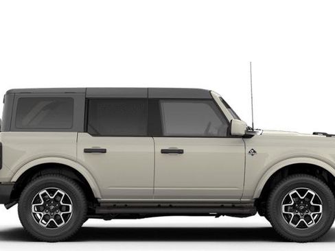 New 2026 Ford Bronco Outer Banks AWD/4WD image 5
