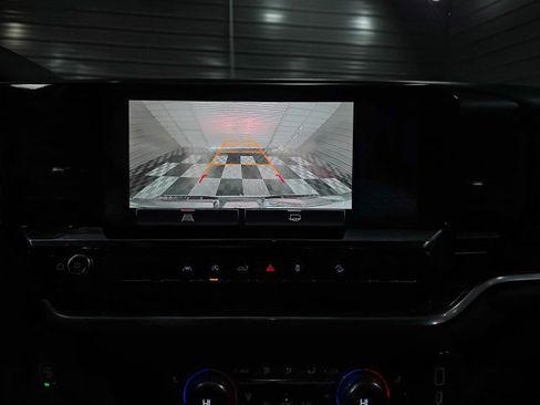 Used 2022 GMC Sierra 1500 Elevation image 31