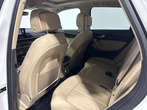 Used 2020 Audi Q5 2.0T Premium AWD/4WD image 32