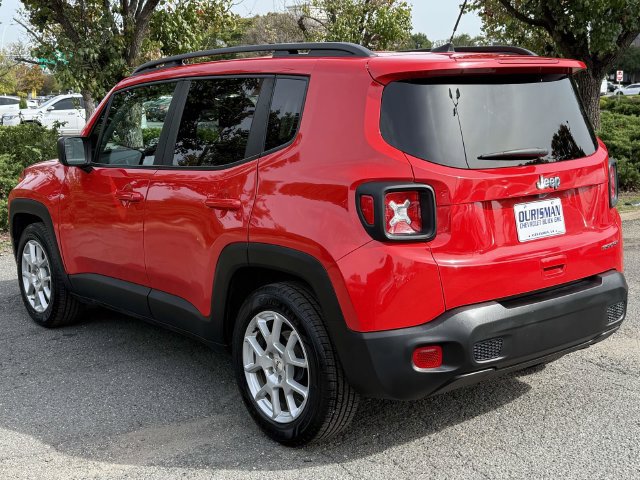 Used 2022 Jeep Renegade Sport w/ Sport Appearance Group FWD image 4