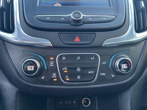 Used 2020 Chevrolet Equinox LT w/ Midnight Edition image 22