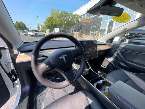 Used 2020 Tesla Model 3 Long Range AWD/4WD image 9