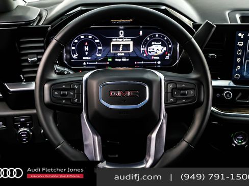 Used 2024 GMC Sierra 1500 Elevation image 17