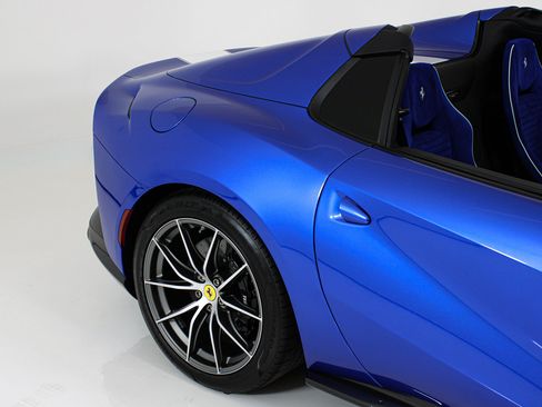 Certified 2022 Ferrari 812 GTS RWD image 47