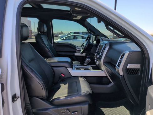 Used 2016 Ford F150 Lariat w/ Equipment Group 502A Luxury AWD/4WD image 13