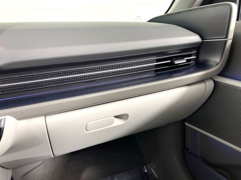 Used 2024 Hyundai Ioniq 6 SEL image 32