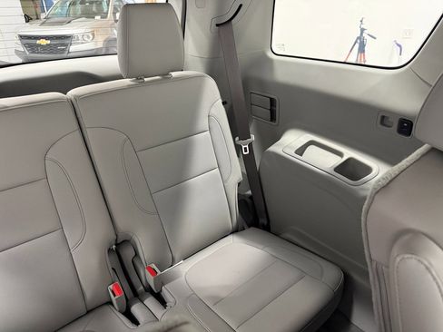 Used 2020 GMC Acadia SLT w/ LPO, Cargo Package image 35