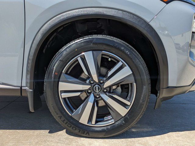 Used 2023 Nissan Rogue SL FWD image 11
