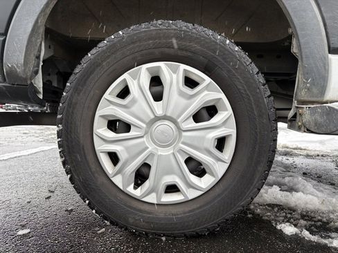 Used 2024 Ford Transit 250 Low Roof w/ Exterior Upgrade Package image 19