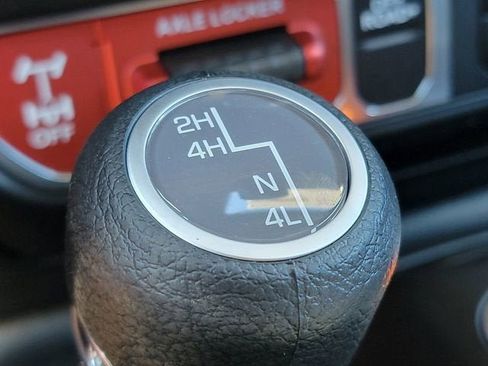 New 2026 Jeep Gladiator Sport AWD/4WD image 4