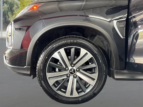 Used 2024 Mitsubishi Outlander Sport ES AWD/4WD image 18