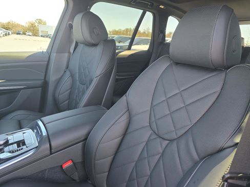 New 2026 BMW X5 xDrive40i w/ M Sport Package image 18