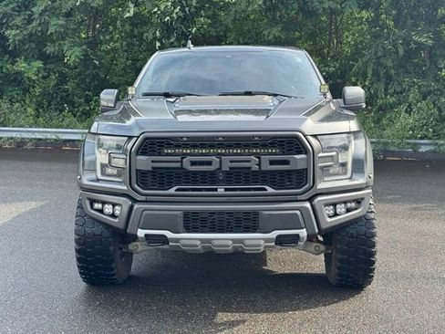 Used 2019 Ford F150 Raptor w/ Equipment Group 802A Luxury AWD/4WD image 2