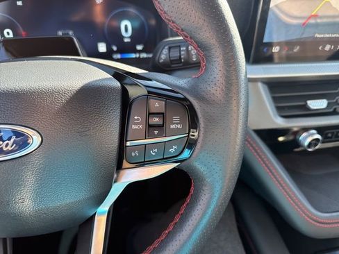 Used 2025 Ford Explorer ST-Line image 27