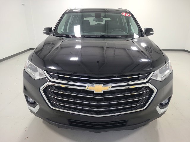 Used 2019 Chevrolet Traverse LT w/ LT Premium Package AWD/4WD image 2