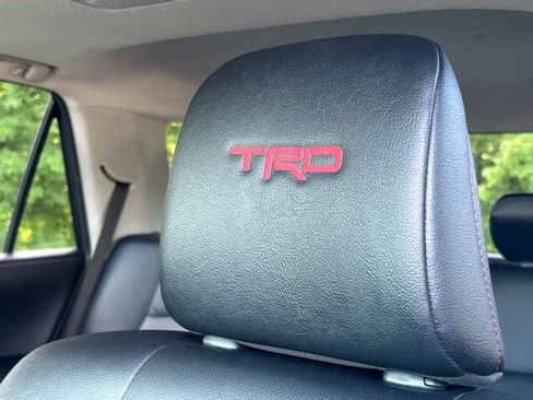 Used 2022 Toyota 4Runner TRD Off-Road Premium AWD/4WD image 29