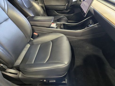 Used 2020 Tesla Model 3 Long Range AWD/4WD image 7