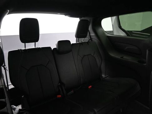 New 2026 Chrysler Voyager LX image 21