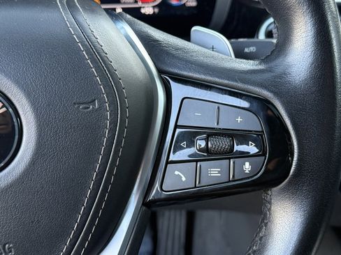 Used 2021 BMW 530i w/ Convenience Package image 25